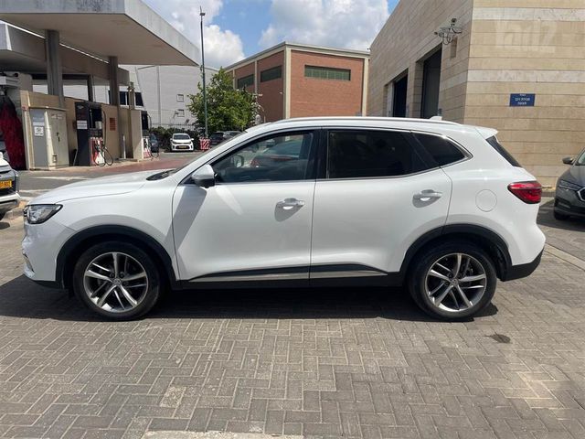מודעת רכב אם ג'י EHS PHEV 1