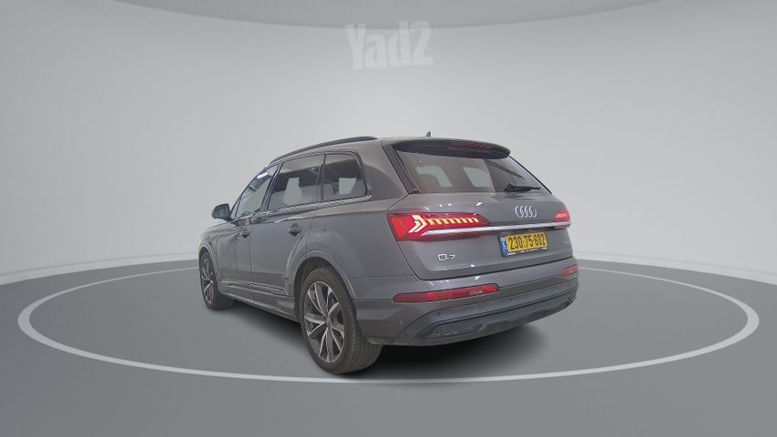 אאודי Q7