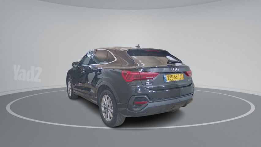 אאודי Q3