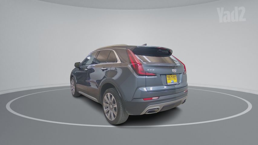 קאדילק XT4