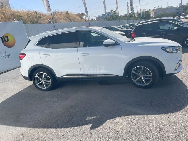 אם ג'י EHS PHEV