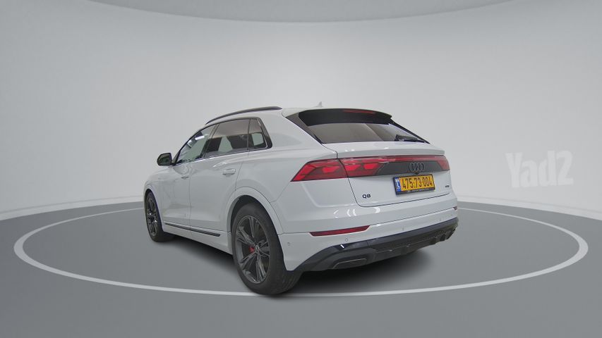 אאודי Q8