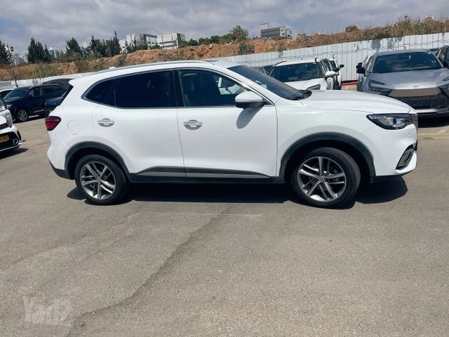 אם ג'י EHS PHEV