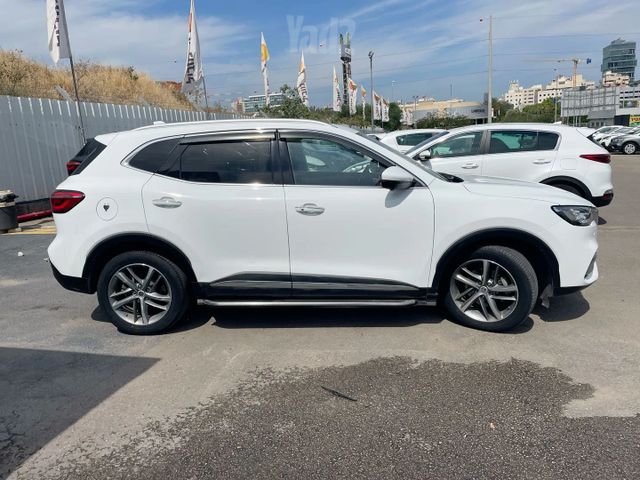 אם ג'י EHS PHEV