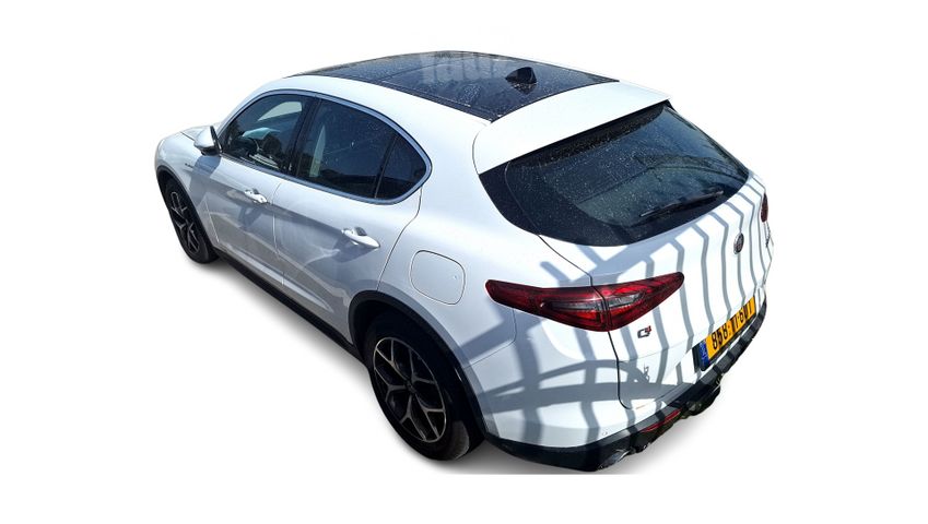 אלפא רומיאו סטלביו