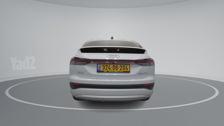 אאודי Q4 e-tron