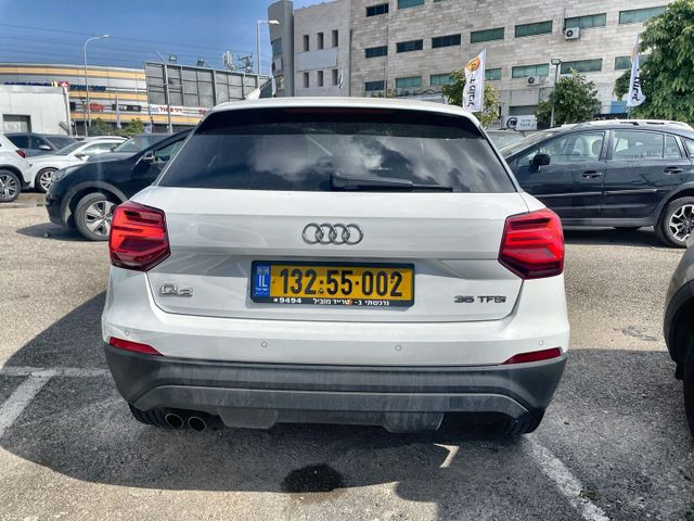 אאודי Q2
