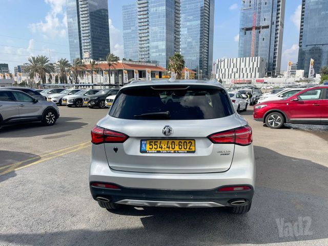 אם ג'י EHS PHEV