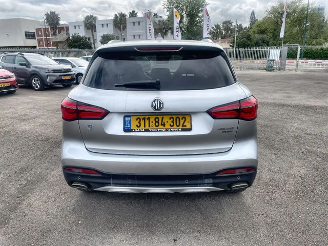 אם ג'י EHS PHEV