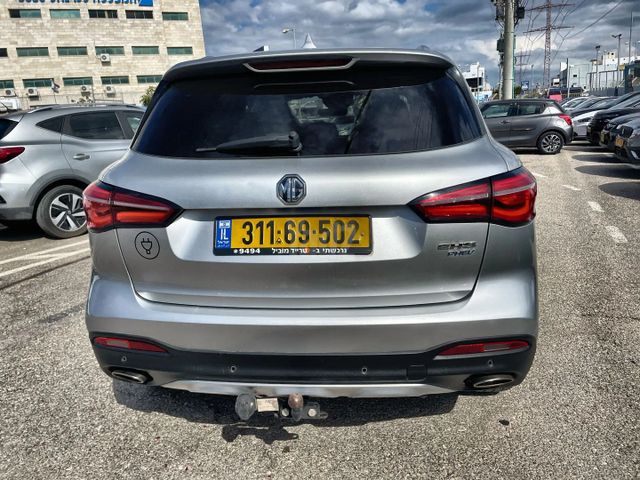 אם ג'י EHS PHEV