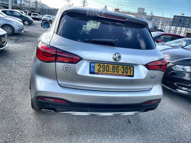 אם ג'י EHS PHEV
