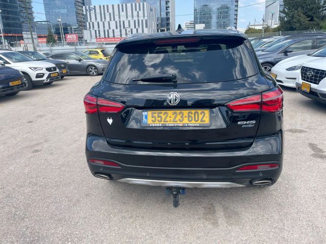 אם ג'י EHS PHEV