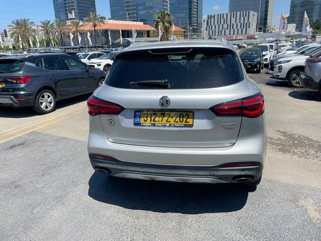 אם ג'י EHS PHEV