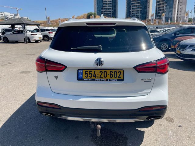 אם ג'י EHS PHEV