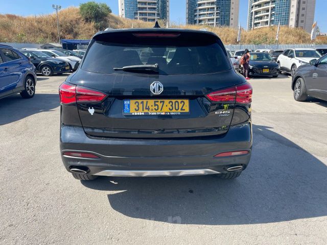 אם ג'י EHS PHEV