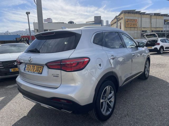 אם ג'י EHS PHEV