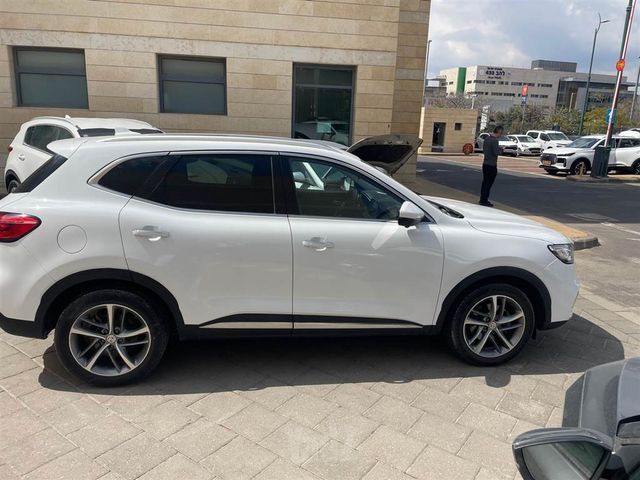 אם ג'י EHS PHEV