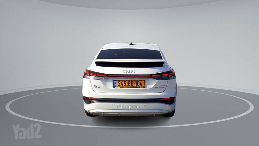 אאודי Q4 e-tron