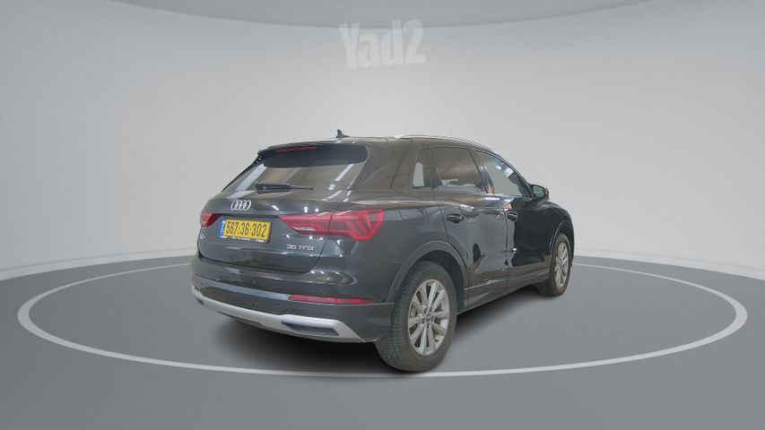אאודי Q3