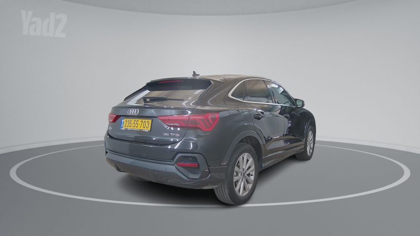 אאודי Q3