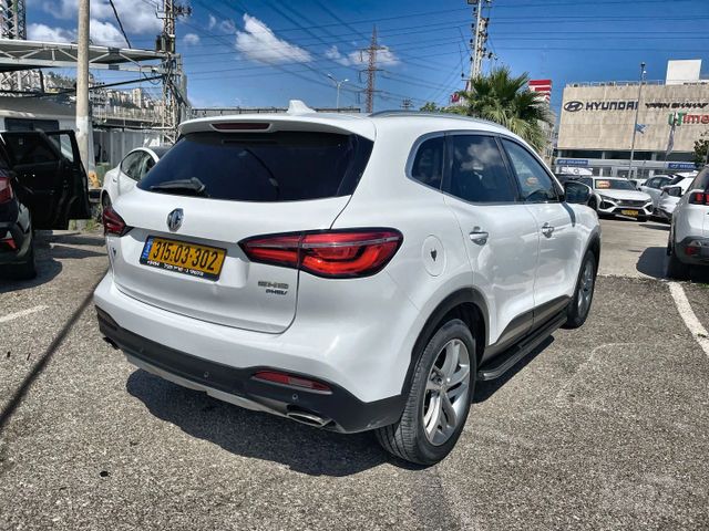 אם ג'י EHS PHEV