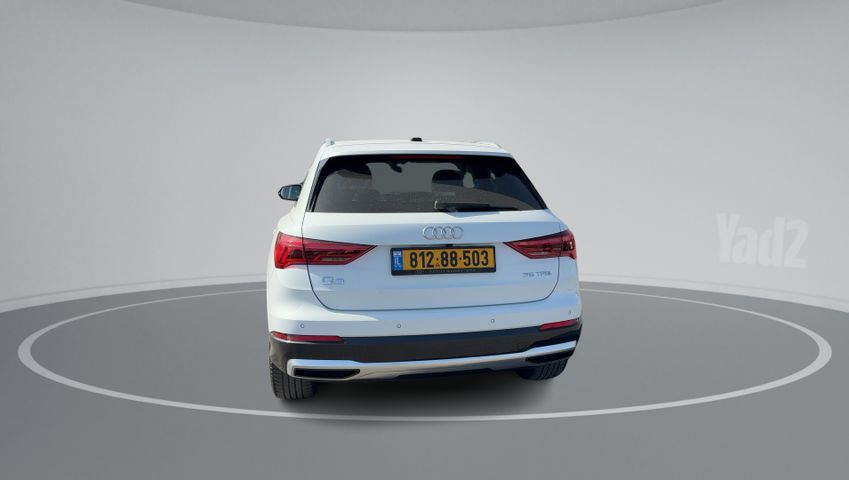 אאודי Q3