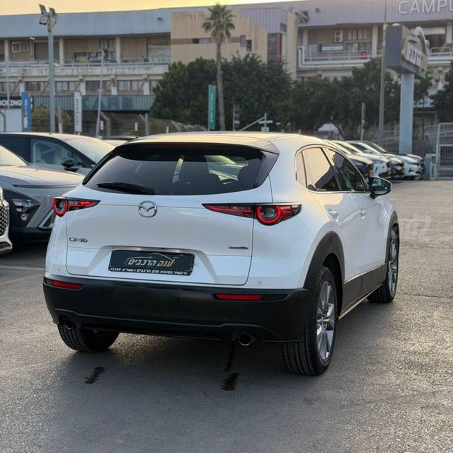 מאזדה CX-30