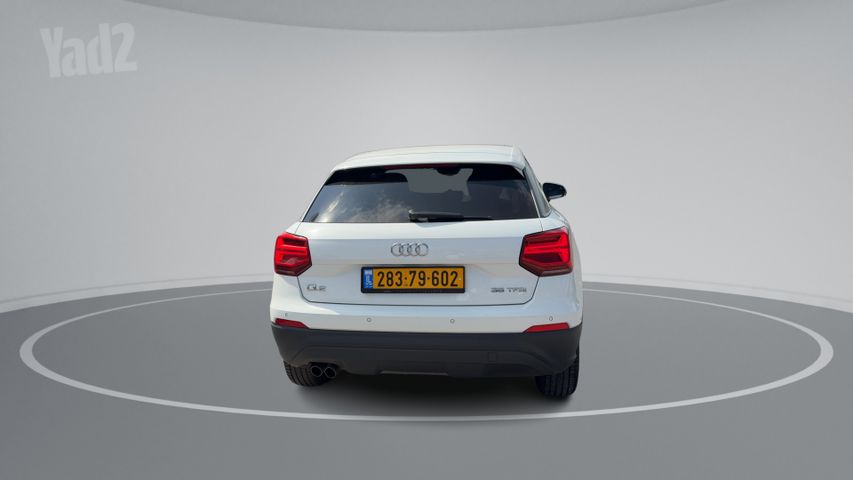 אאודי Q2