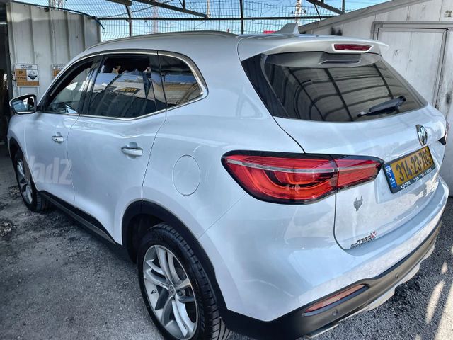 אם ג'י EHS PHEV