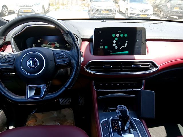 אם ג'י EHS PHEV