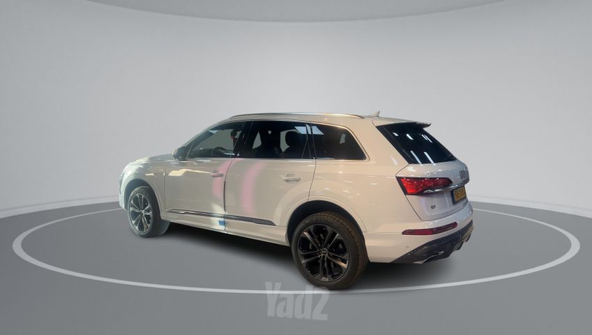 אאודי Q7