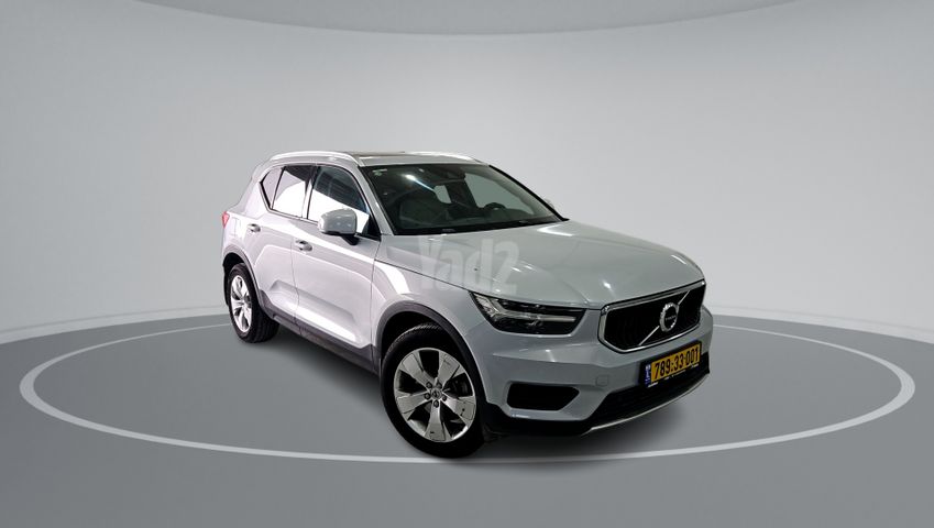 וולוו XC40