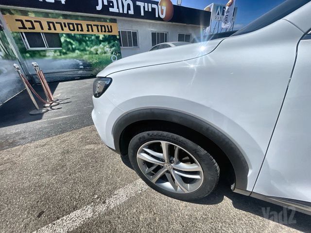 אם ג'י EHS PHEV