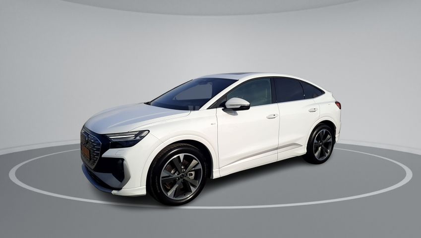 אאודי Q4 e-tron