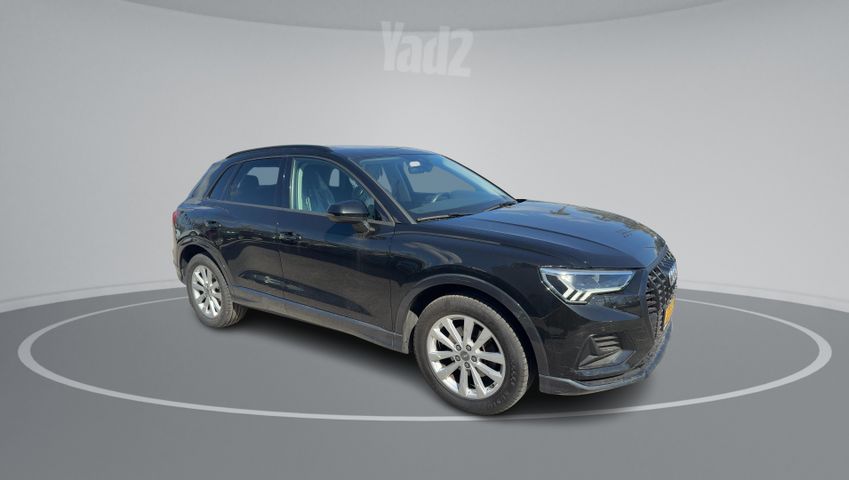 אאודי Q3