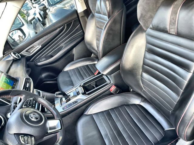 אם ג'י EHS PHEV