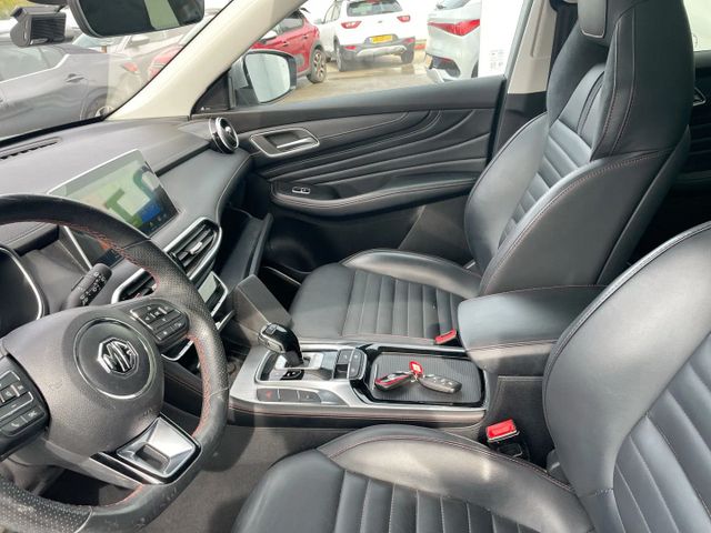 אם ג'י EHS PHEV