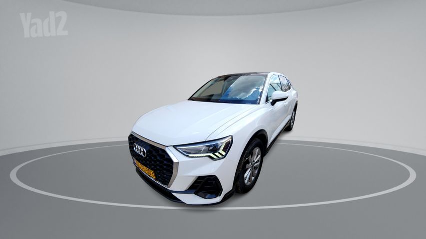 אאודי Q3