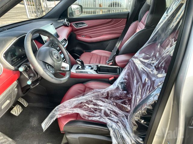 אם ג'י EHS PHEV