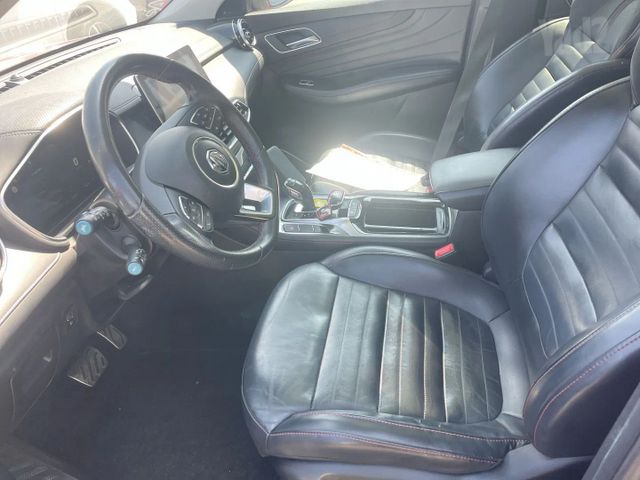 אם ג'י EHS PHEV