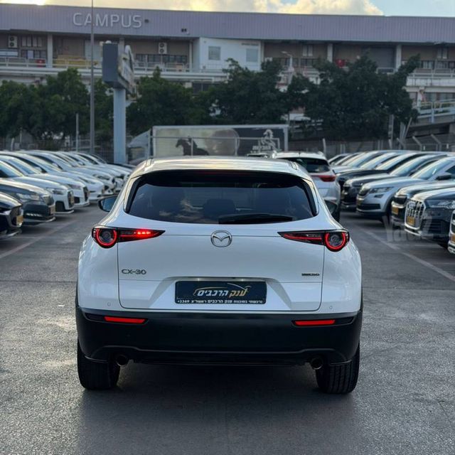 מאזדה CX-30