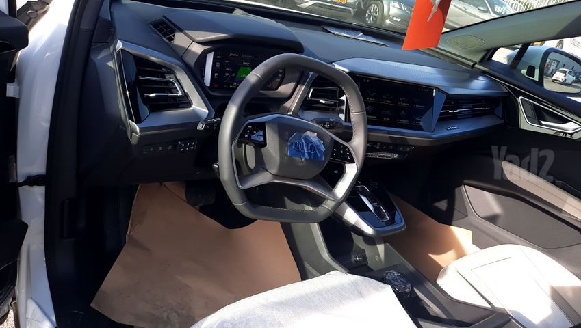 אאודי Q4 e-tron