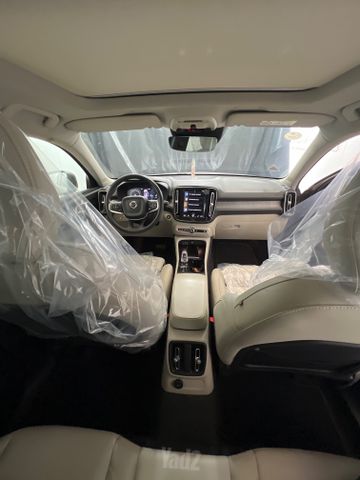 וולוו XC40