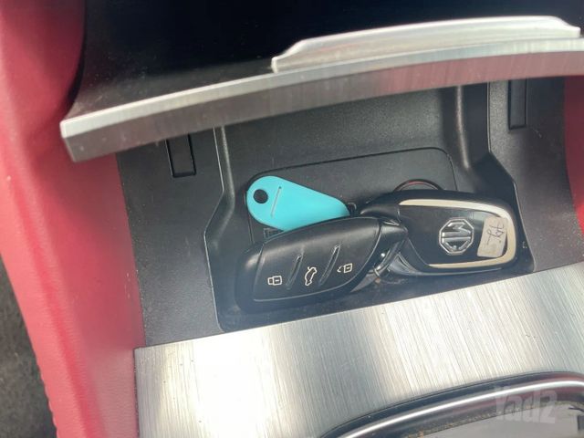 אם ג'י EHS PHEV