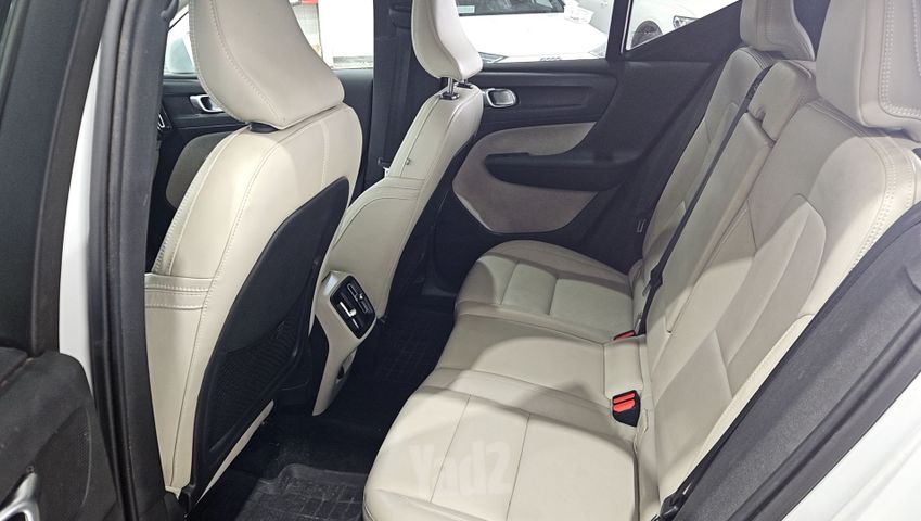 וולוו XC40