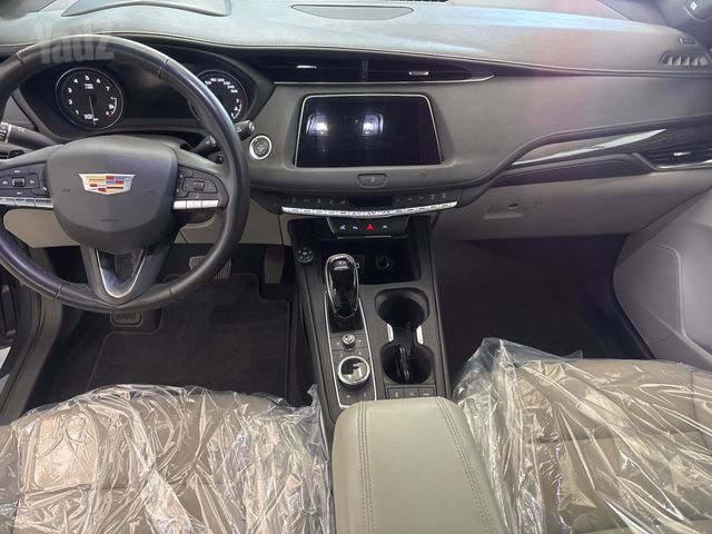 קאדילק XT4