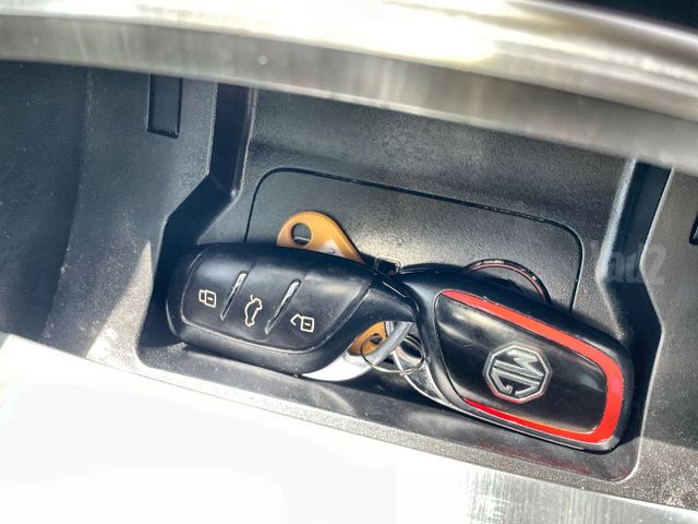 אם ג'י EHS PHEV