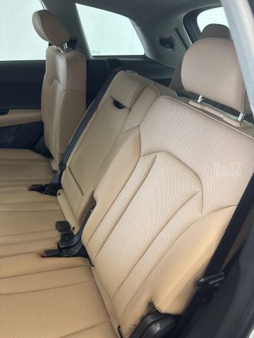 אאודי Q7