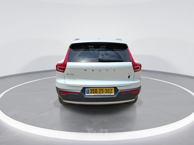 וולוו XC40