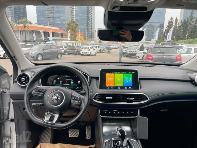 אם ג'י EHS PHEV